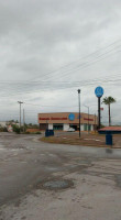 Tamales Doña Roge outside