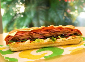 Subway Senderos food