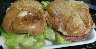 Hamburguesas Teapa Al Carbon food