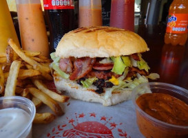 9 Nines Hamburguesas Al Carbon food