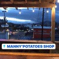 Manny's Potatoes outside