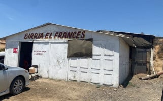 Tacos De Birria El Francés outside