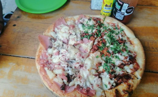 Pizzas Tulum food