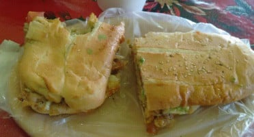 Super Tortas La Michoacana food