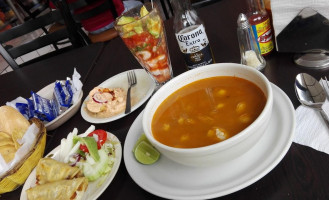 Mariscos El DelfÍn ParaÍso Tropical food