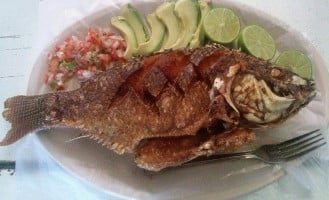 Mariscos Y Pescados Laa Güera inside