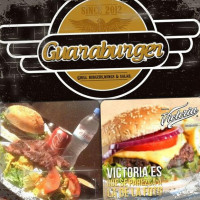 Guaraburger. Grill Burgers,wings Salad food