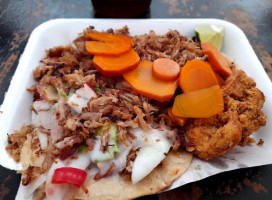 Tacos Y Tortas De Pierna Reyes food