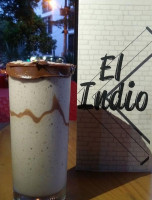 El Indio inside