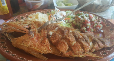 Mariscos El Toto food