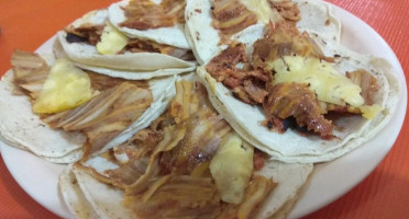 Taqueria La Herradura Mixe food