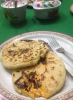 Pupusas Salvadoreñas food