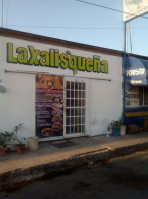 La Xalisqueña Desayunos inside