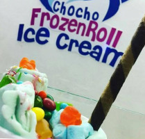 Frozenroll Ice Cream (helado En Rollo) food