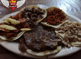 Taquería Los Ángeles food