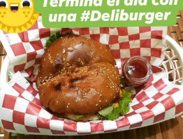 Deliburger inside