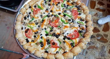 Pizza Popper food