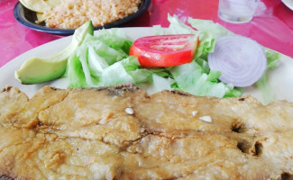 Mariscos El Tigre food