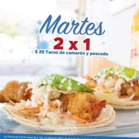 El Reyna Mariscos food