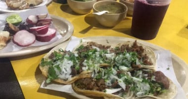 Tacos Tierra Caliente food