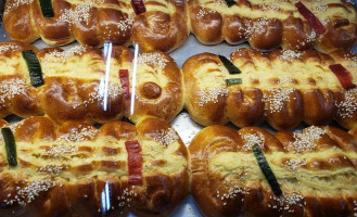 La Crema Y Nata MoroleÓn Panaderia Tradicional Mexicana food