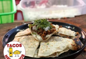 Tacos Hermanos food