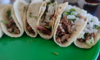 Tacos De Cabeza food