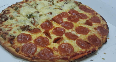 Irma Giuseppe Pizza Sucursal Americas food