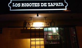 Los Bigotes De Zapata outside