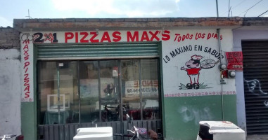 Pizzas Max's outside