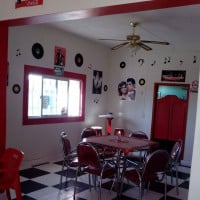 Gina's Diner inside