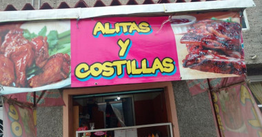 Alitas Y Costillitas Sol food