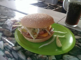 Chelina's Burger food