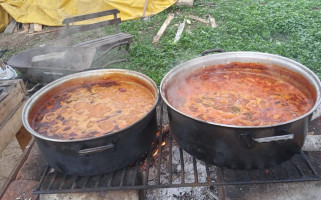 La Cabañita Del Buen Sazón food