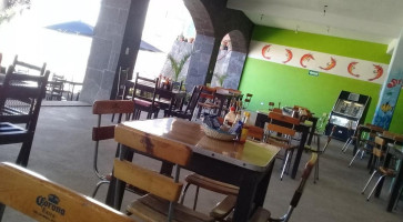 Mariscos Lobito inside