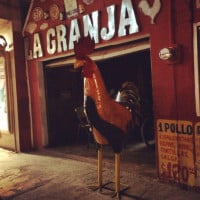 Pollo La Granja outside