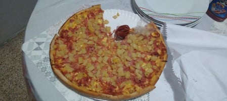 Papatu's Pizza food