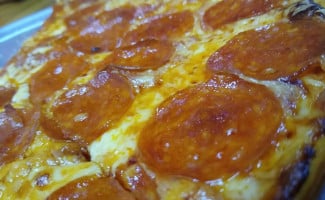 Papatu's Pizza food