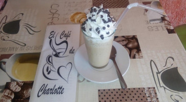 El Café De Charlotte food