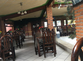 El Jardin inside