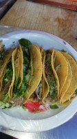 Tacos El Bailarin food