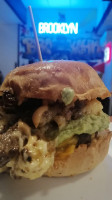 Brooklyn Burger Floresta food