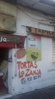 Charcuteria Tortas La Zanja food