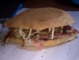 Tortas Y Baguett's Pily food