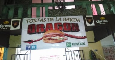 Tortas De La Barda Dragon food