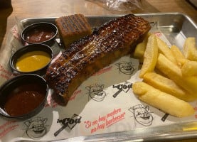 La Coa Barbecue food