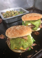 Pueblo Burguer food