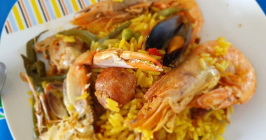 El Marjal Paella food