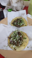 Taquería Guzman food