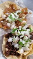 Taquería Guzman food